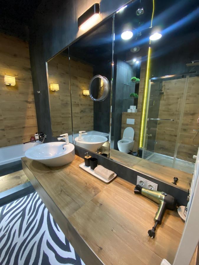 New Double Room Luxury Apartment In The Center Kişinev Dış mekan fotoğraf
